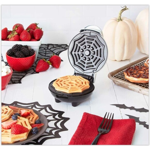 Mini Waffle Maker Set of 3 Pumpkin, Skull and Spider Web-NEW - Picture 4 of 12